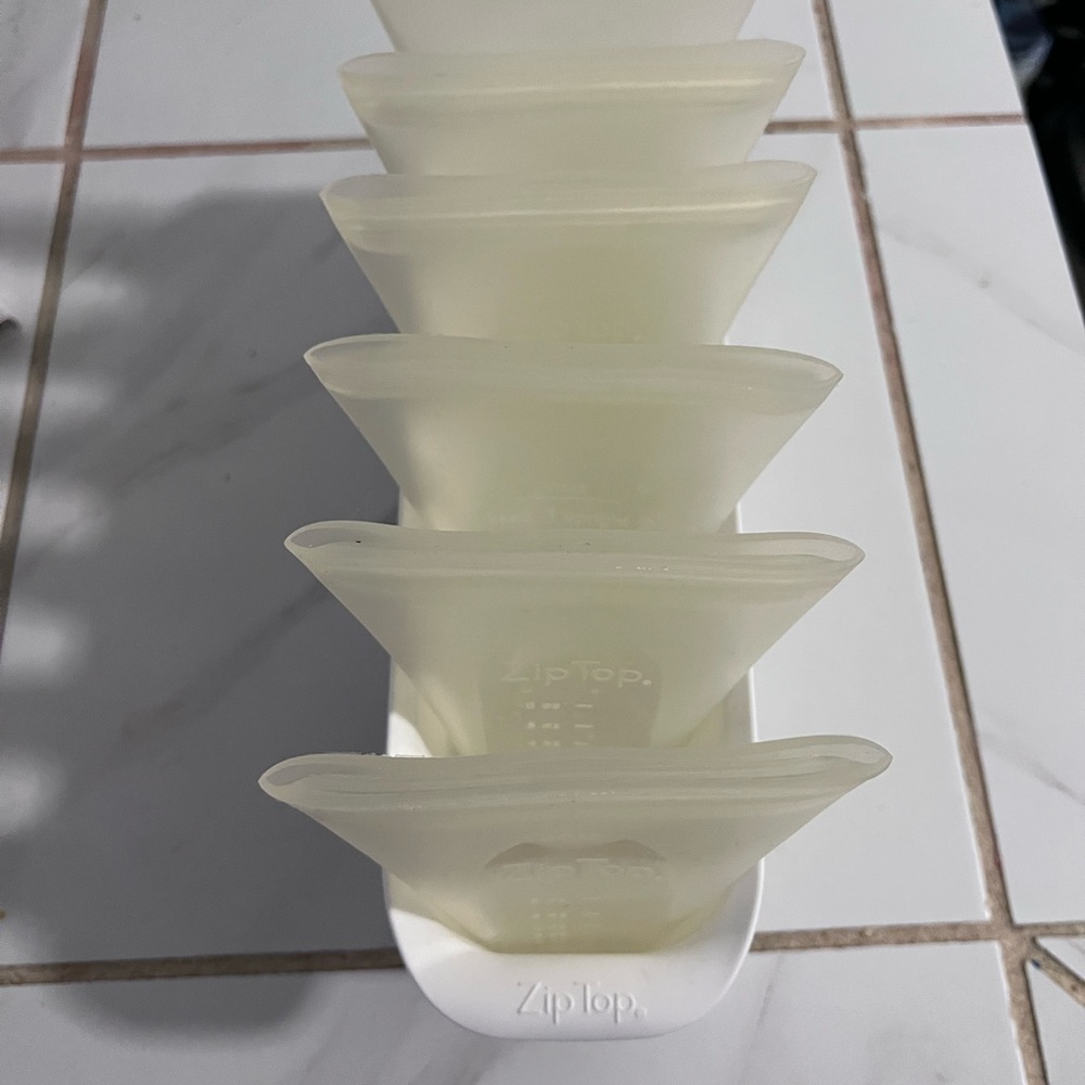 Zip Top milk storage bag 6-set + freezer tray